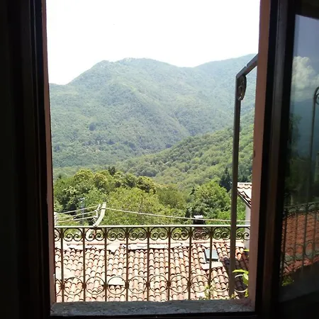 Rifugio La Mesta Bed & Breakfast *